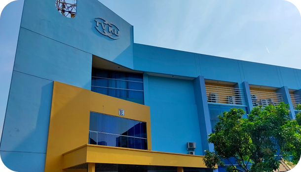 Gedung E Universitas Dian Nuswantoro